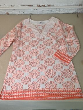 Vineyard Vines White Tunic with Coral Floral Print Cotton Size Medium